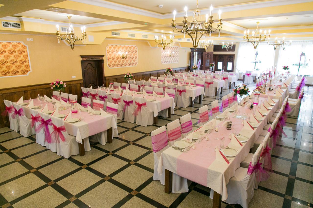 Kamieniec Wroclawski Hotel Roza מראה חיצוני תמונה